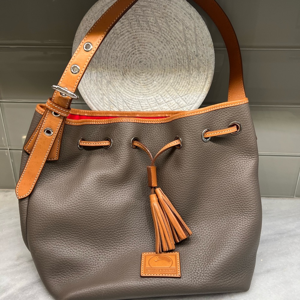 Dooney and Bourke large pebble leather Drawstring Bucket bag preowned